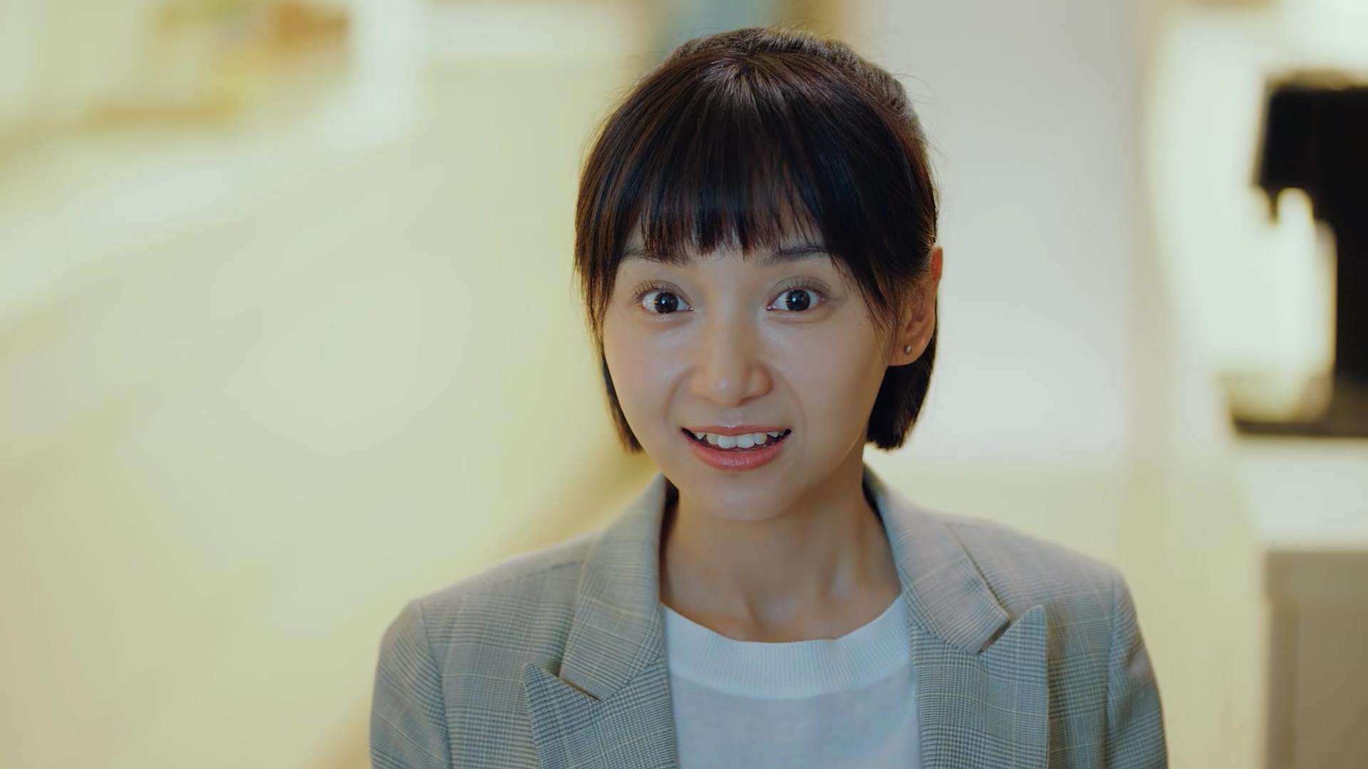 _亲子同场：家庭成员参与网球运动的趣味故事_，关于网球的小故事