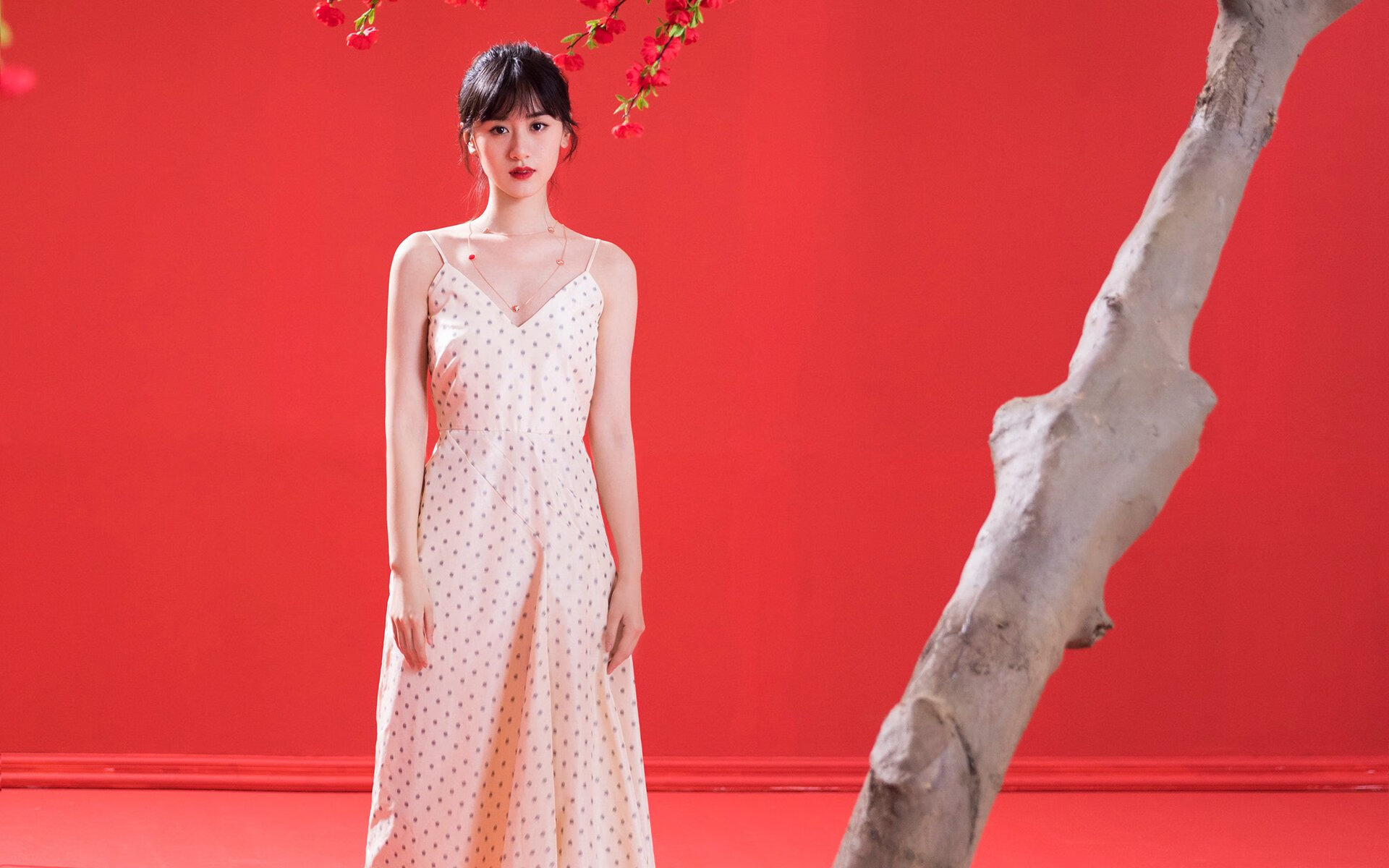 全黑队的球员展现出的强大凝聚力，成就了团队的卓越表现，黑球球员