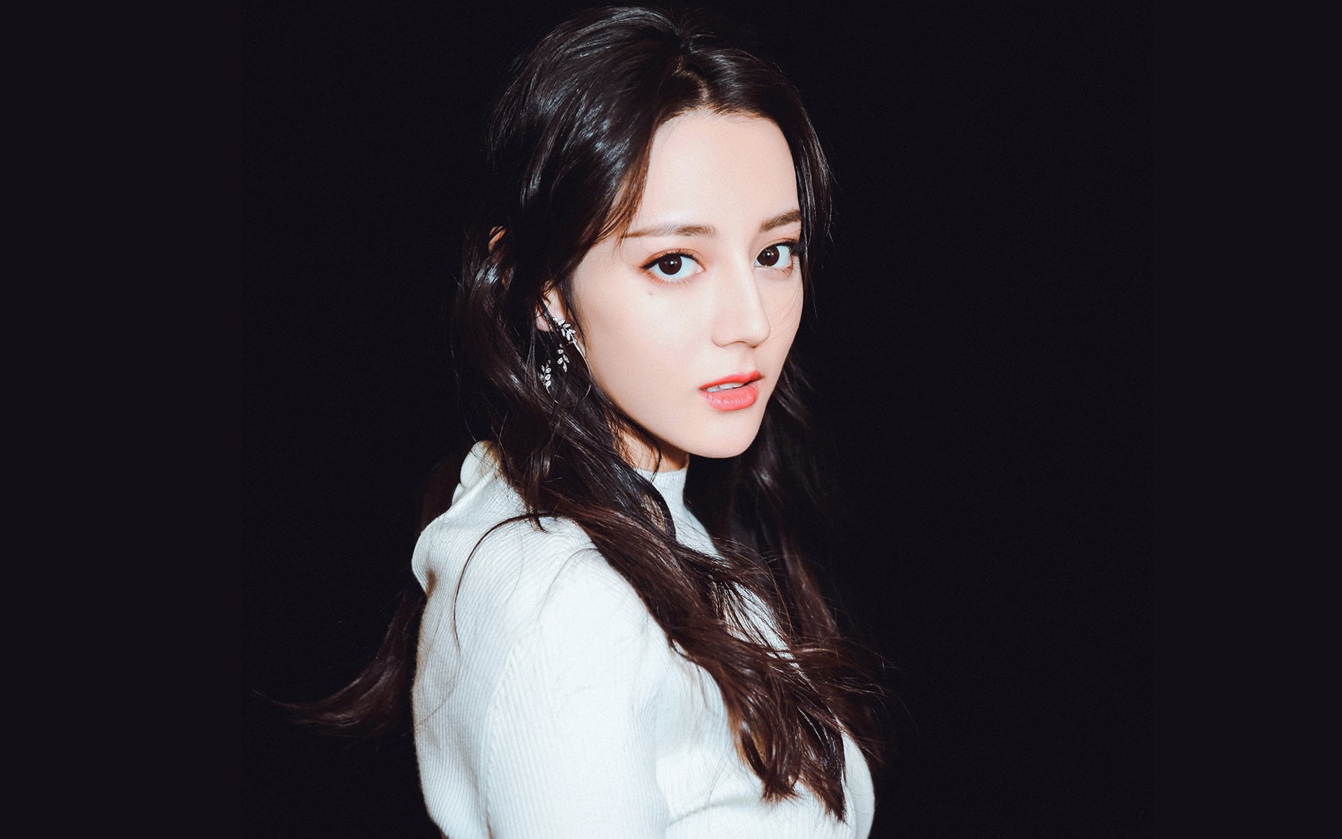 比赛最后阶段体能下滑明显教练组考虑优化轮换策略,比赛最后阶段提升到最高速度